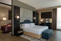 Four Points by Sheraton Production City, Dubai - 자쿠지