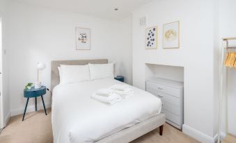 Altido Chic & Modern 2-Bed Flat W/ Patio in Pimlico