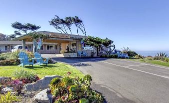 Cambria Shores Inn