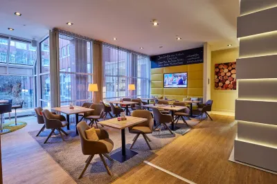 Mercure Hotel Severinshof Koeln City Các khách sạn gần Koeln Triangle