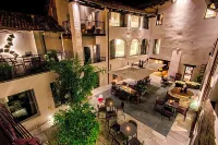 Uve Rooms & Wine Bar Hôtels à : La Morra