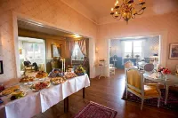 Tällbergsgårdens Hotell فنادق في ليكساند