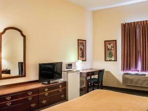 Quality Inn & Suites Bellville - Mansfield