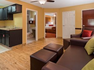 Best Western Plus Georgetown Corporate Center Hotel