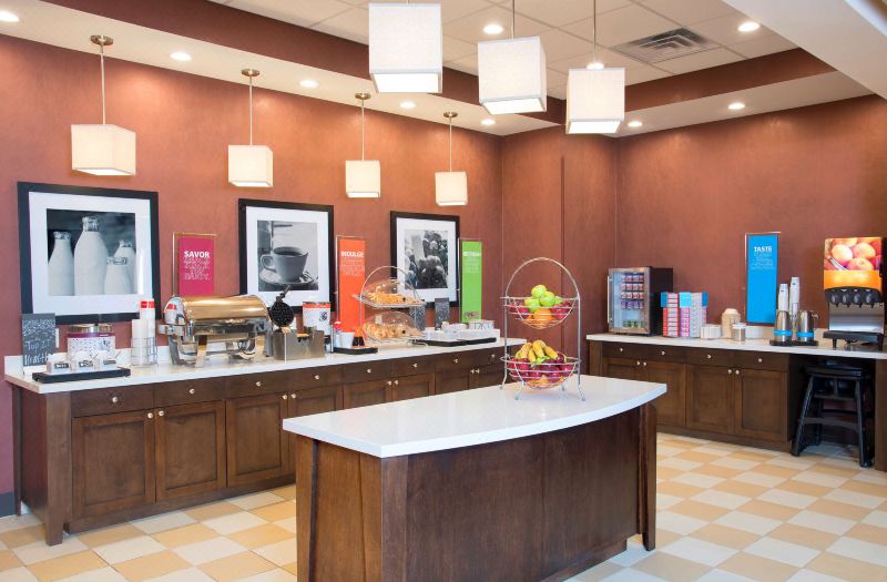 Hampton Inn Kalamazoo photo 3