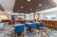 Holiday Inn Express & Suites Albert Lea - I-35 Hotels in Albert Lea