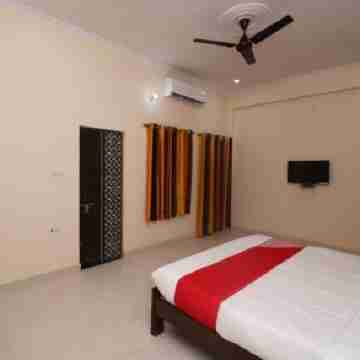 Hotel O Sangam Darshan Rooms