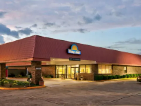 Days Inn by Wyndham Batesville Hotels in Batesville