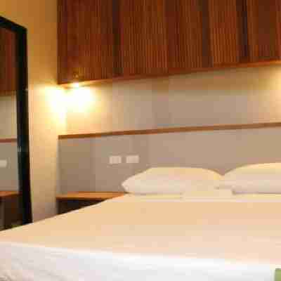 Espineli's Rooms