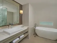 Sheraton Bandung Hotel & Towers Ξενοδοχεία στην πόλη Coblong