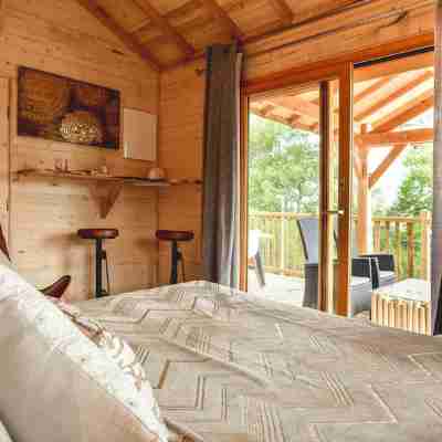 Logis Hôtel Emeraude des Bois Rooms