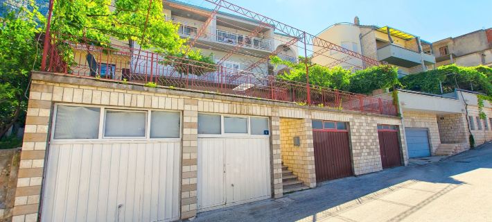 Apartments Tomislav Hotels in Omiš