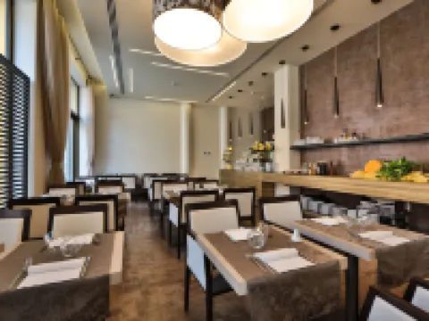 โรงแรมเบสท์เวสเทิร์น แมดิสัน โรงแรมในมิลาน