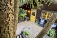 Beaufort House Accommodation Hotels near Dunbrody Famine Ship Experience