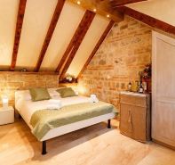 Stone House Luxury Rooms