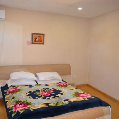 Your House in Tbilisi โรงแรมใกล้วิหารซมินดา ซาเมบา (วิหารศักดิ์สิทธิทรีนิตี้)