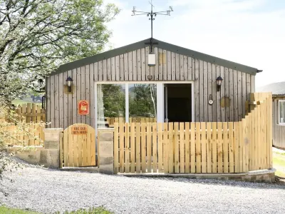 The Old Hen Shed Hotels near Oxenhope Station - Keighley & Worth Valley Railway