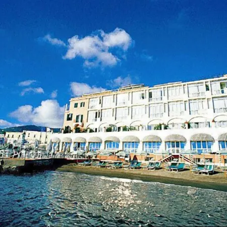 Hotel Miramare E Castello