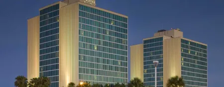 DoubleTree by Hilton at The Entrance to Universal Orlando