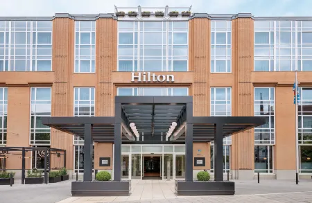 Hilton Munich City Отели рядом с достопримечательностью «Площадь Макса Иосифа»