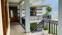 Himalayan Adventure Cottages & Budget Friendly Bnb Manali - مطابخ