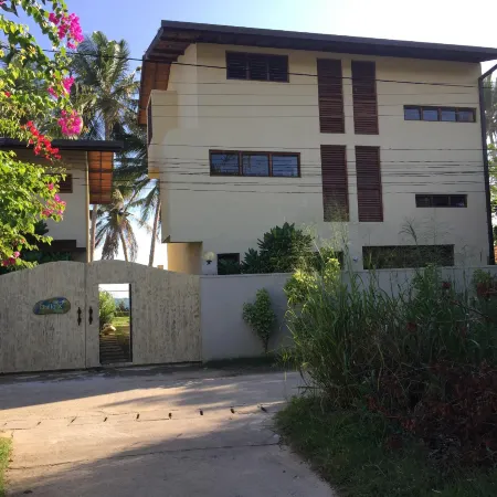 Chillax Villas