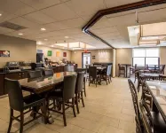 Spark by Hilton Stafford Sugar Land - breakfast
