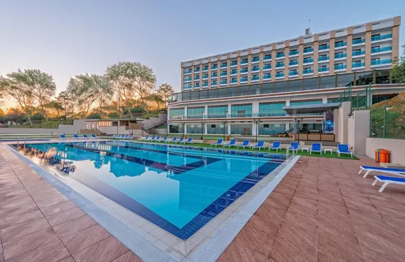 卡利布亞世界度假村及水療中心酒店