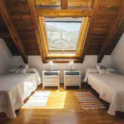 Apartamentos de Montaña Mendiola - Casa Ferran-Casa Karrikaburu Rooms