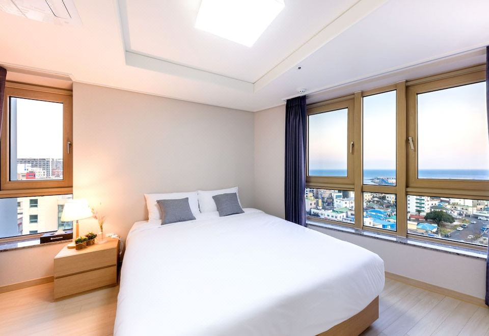 2. 신신호텔 서귀포..