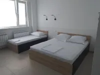 Good Night House Hotel