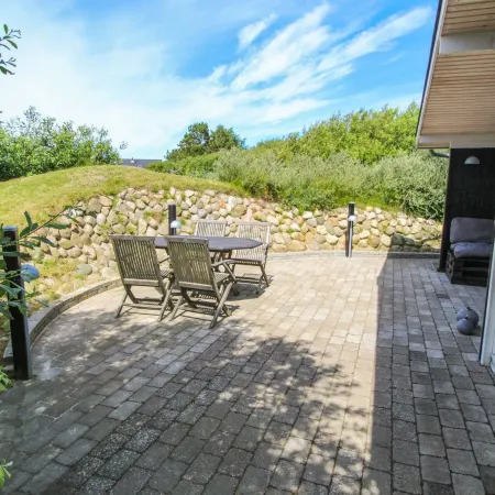 "Aatos" - 500m from the Sea