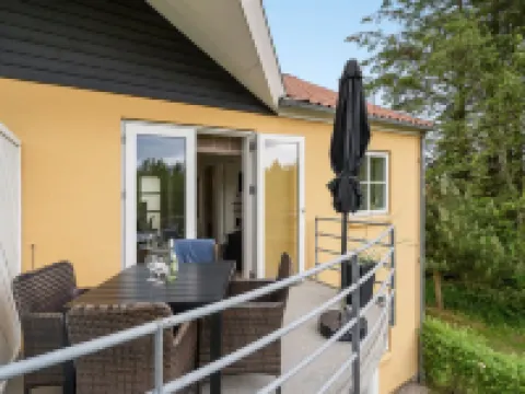 "Sipi" - 100m from the Sea