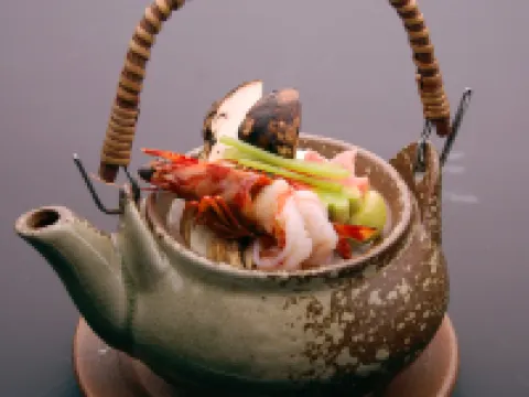 Ogiya โรงแรมในทาเคโอะ