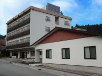 Hotel Harumoto Hotels near Nikko Futarasan jinja Haiden