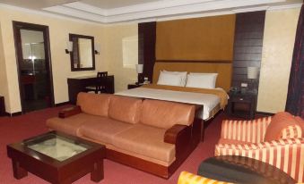 MO2 Westown Hotel - Mandalagan