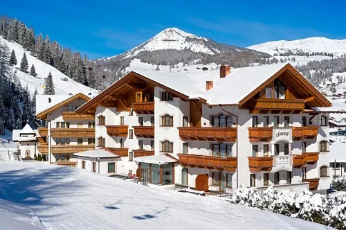 Savoy Dolomites Luxury & Spa Hotel - Hot Tub