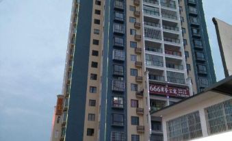 Fenggang Jingyi Apartment