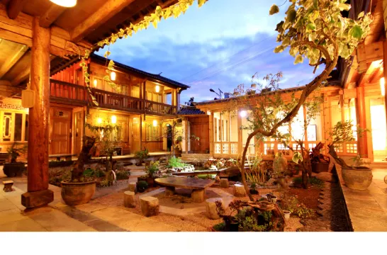 Yinji Shaxi Theme Inn