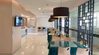 Chaohu Junjie Hotel (Renmin Road)