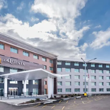 温德姆旗下拉昆塔-芝加哥奧黑爾機場 鄰近羅斯蒙特梅特拉站的酒店