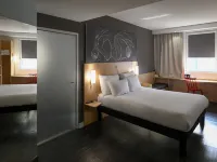 Ibis Skopje City Center
