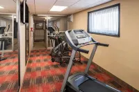 Ramada by Wyndham Grand Forks - Gym