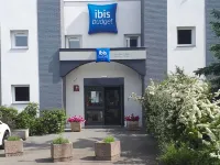 Ibis Budget Versailles Château Saint-Cyr Hotel a Guyancourt