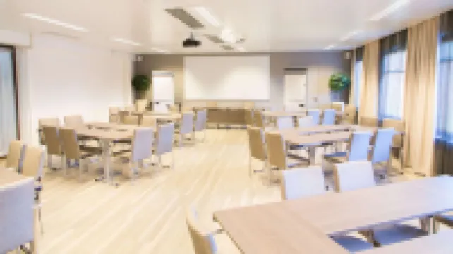 Hotel Haaga Central Park