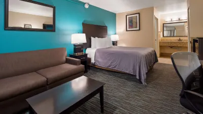 Best Western Apricot Inn Hotels near Tumey Hills Recreation Area