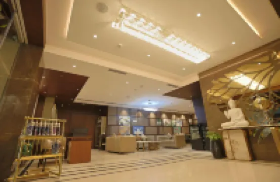 โรงแรมฮิแลนด์
