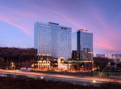 DoubleTree by Hilton Seoul Pangyo Residences