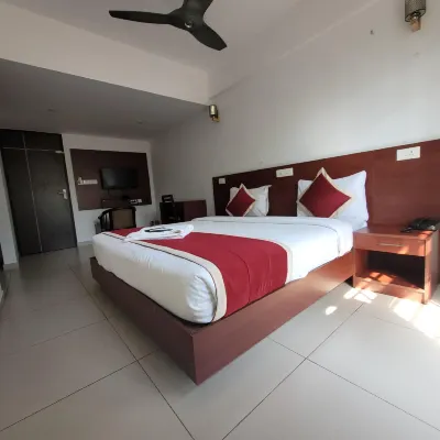 Four Squares Inn