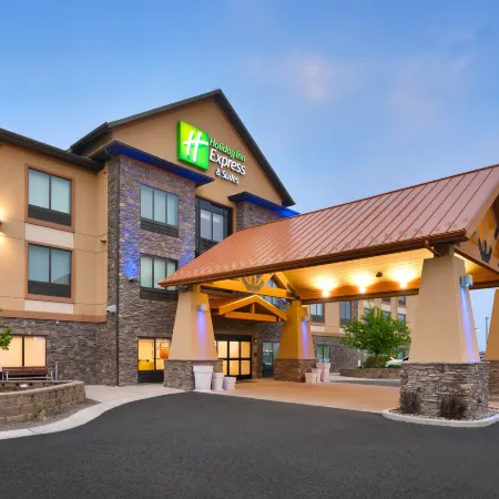 Holiday Inn Express & Suites HELENA by IHG